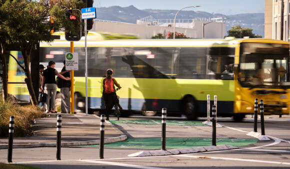 J002474 RLTP photos Kent Terrace bus bike 9